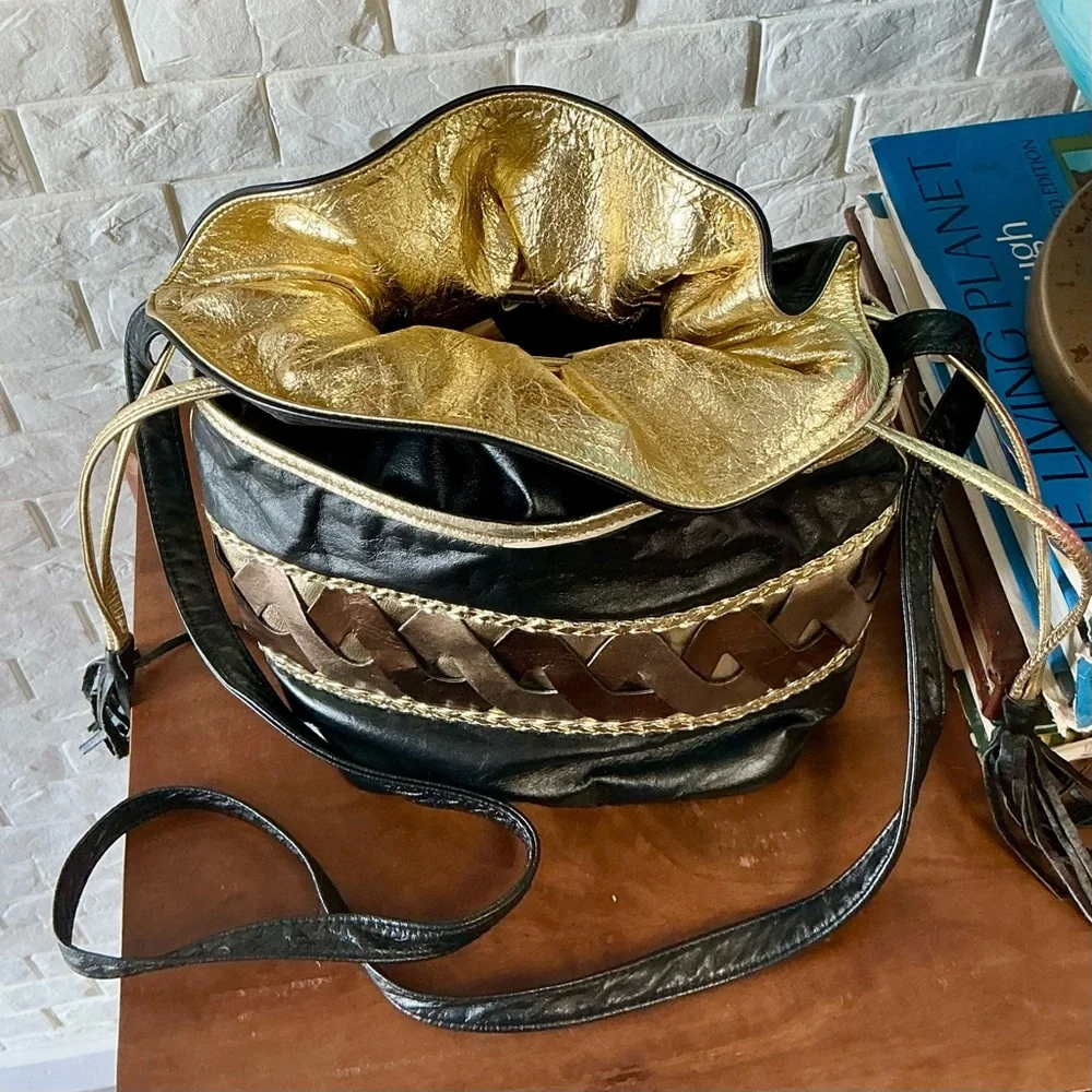 Vintage 1980s 90s Leather Drawstring Bucket Bag Woven Patchwork + Tassel Detail - Picture 5 of 13